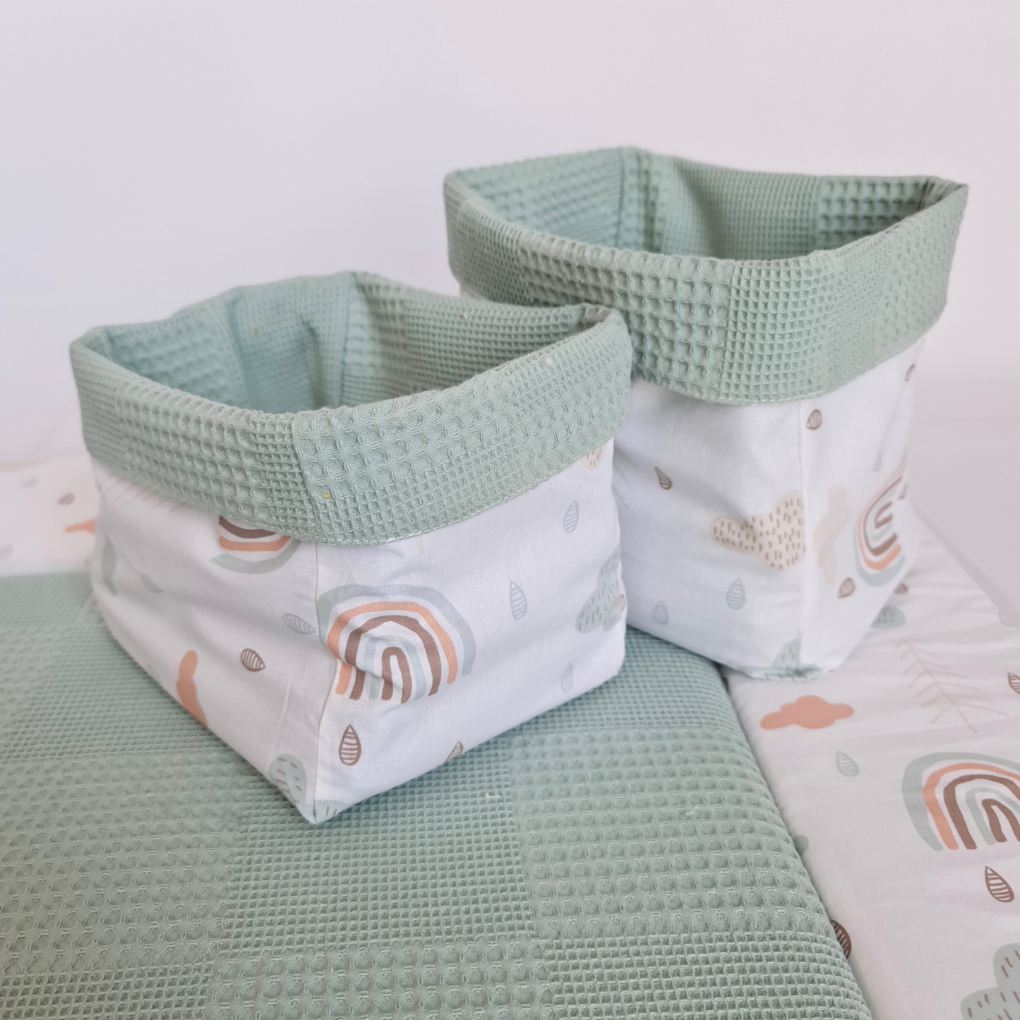 Utensil Basket Green Rainbow