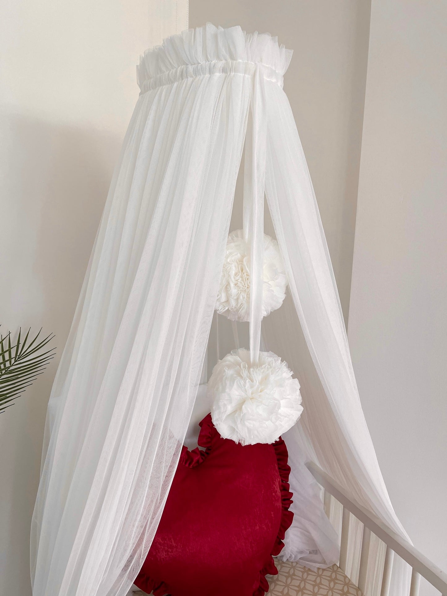 Bed canopy ecru/ white with pompoms