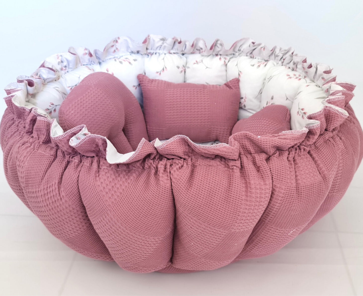 2in1 Spielmatte / Babynest dunkel altrosa Weidenkätzchen