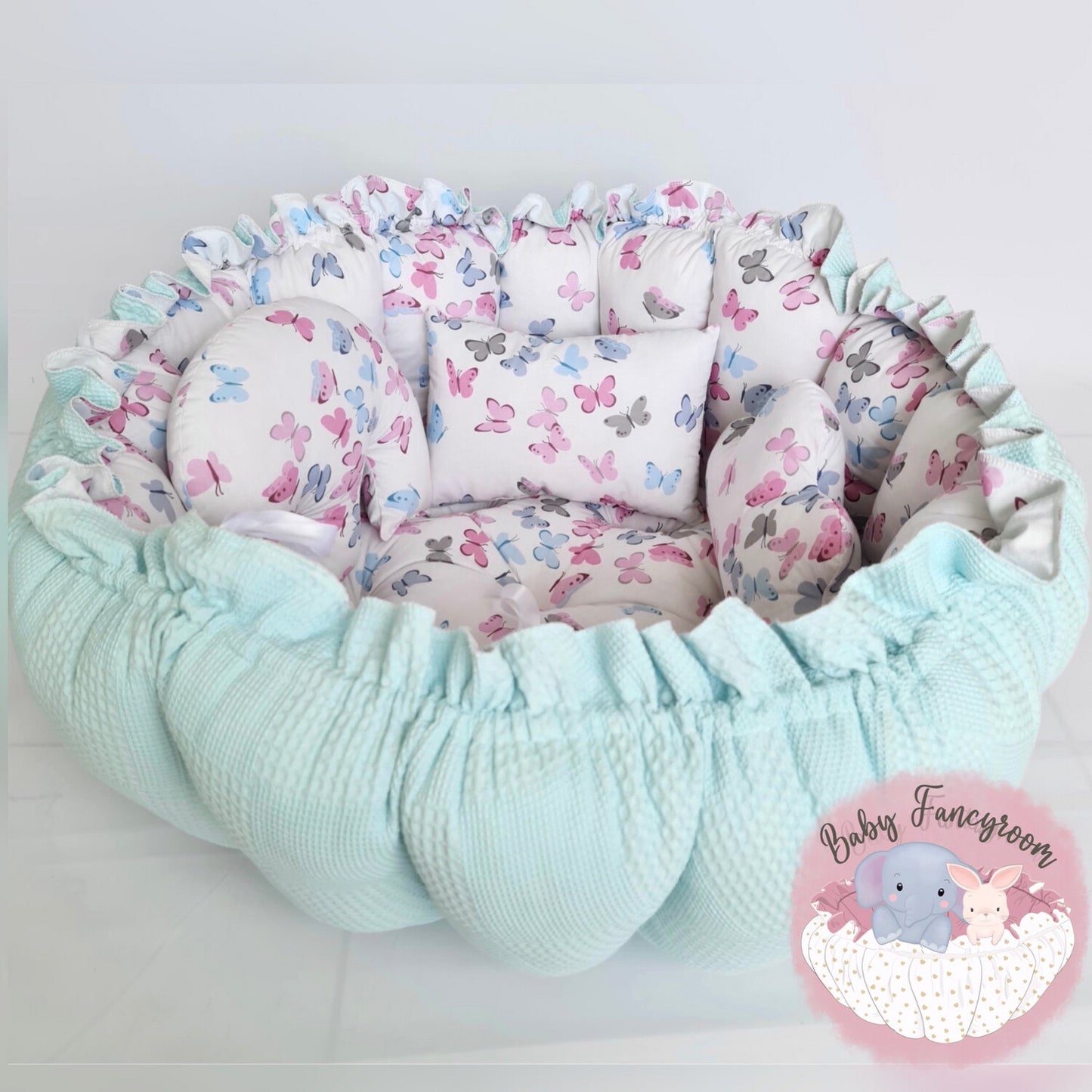 SPARSET. 2in1 Spielmatte / Babynest mintgrün bunte Schmetterlinge + Decke