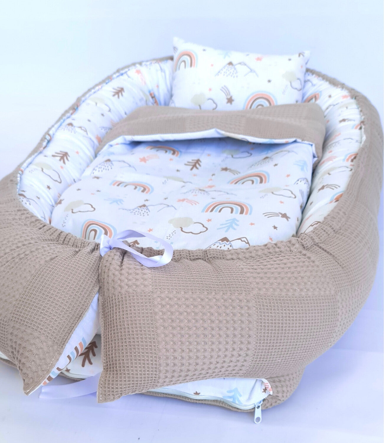 Baby nest taupe rainbow