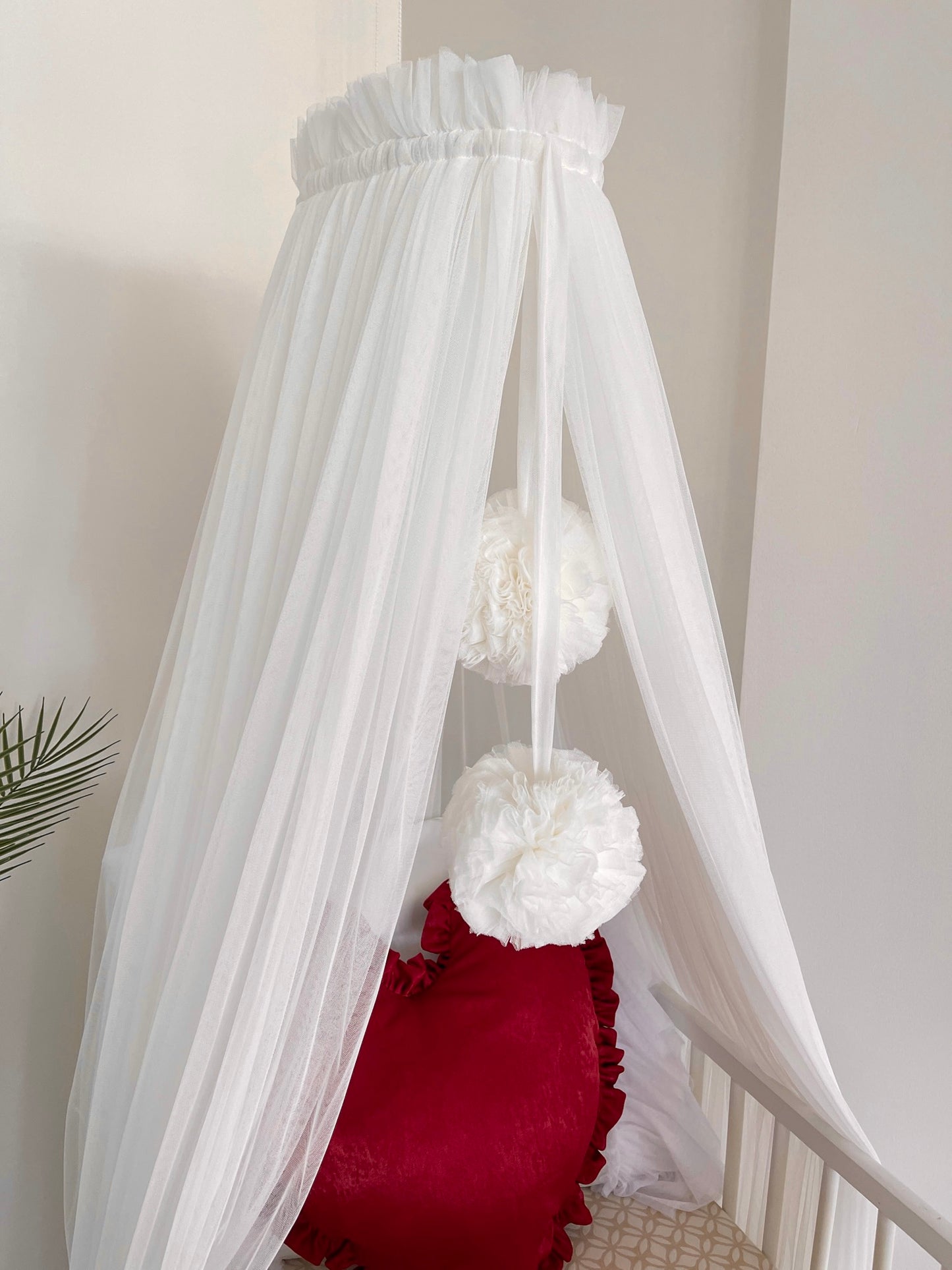 Bed canopy ecru/ white with pompoms