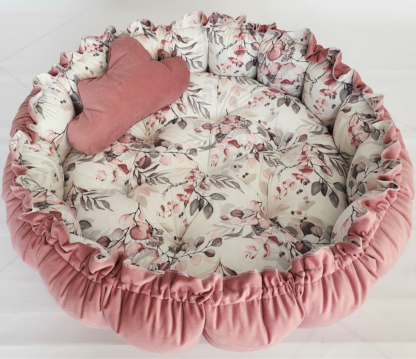 Velvet 2in1 Play Mat / Baby Nest Dark Old Pink Eucalyptus