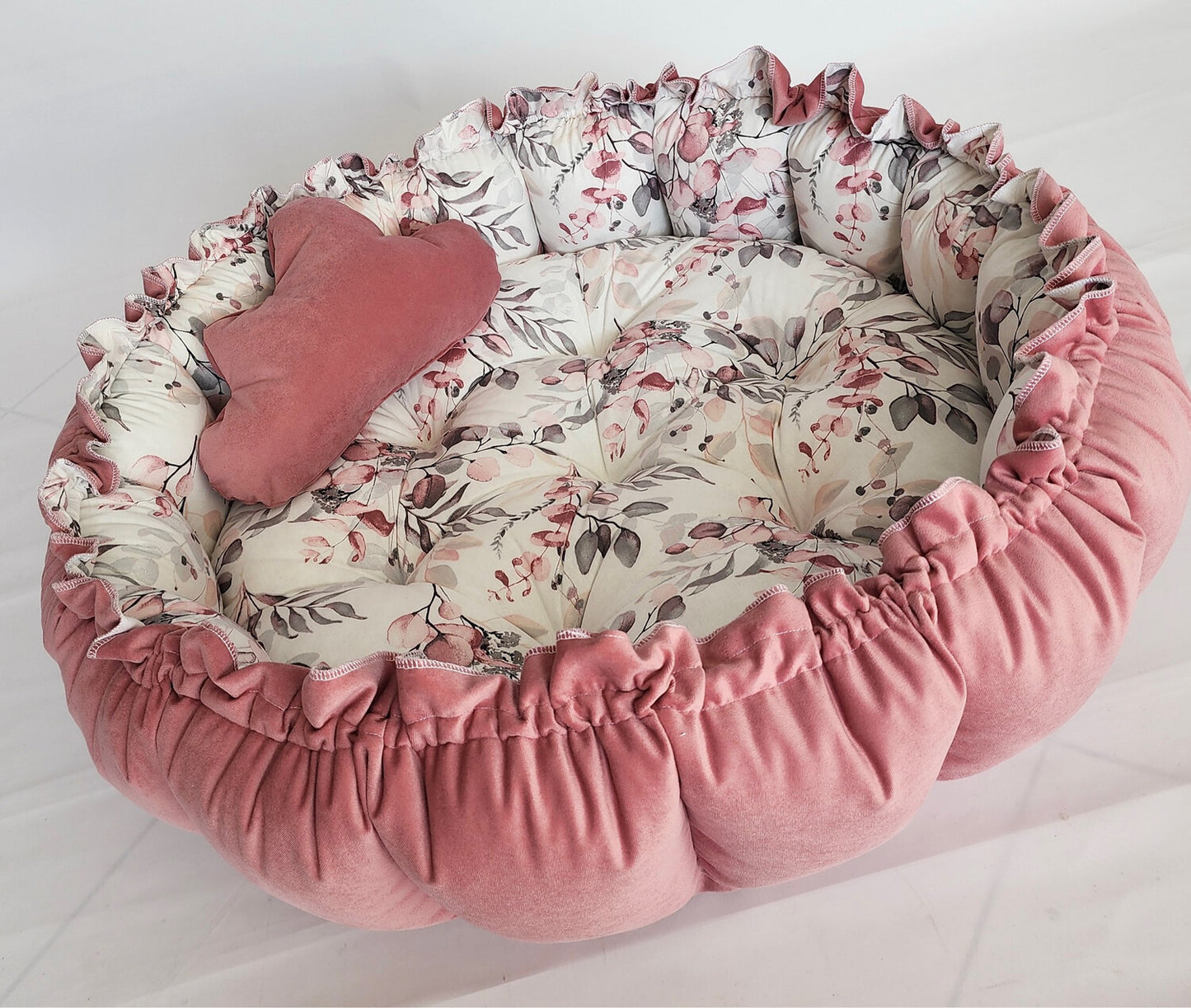Velvet 2in1 Play Mat / Baby Nest Dark Old Pink Eucalyptus