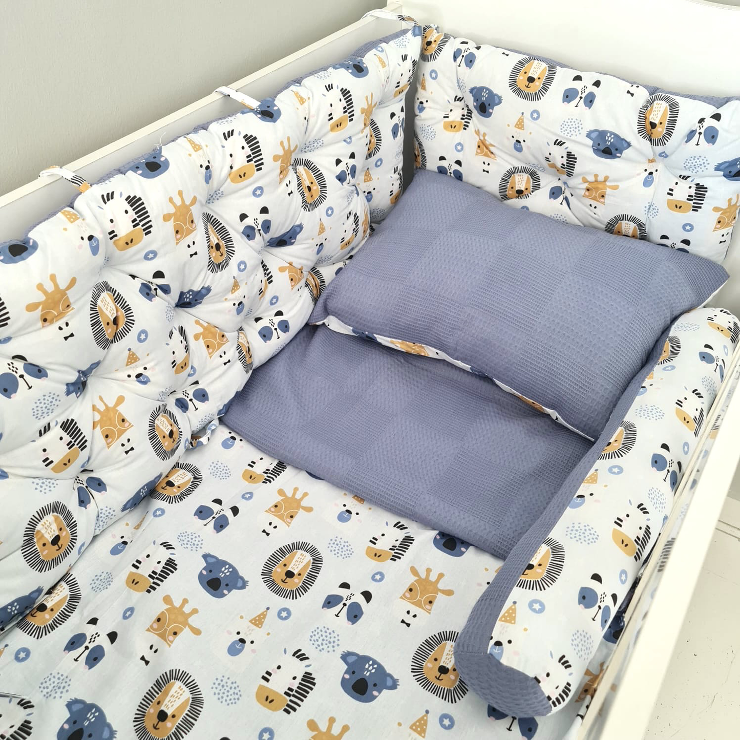 Bettumrandung blau Löwen, Bettwäsche