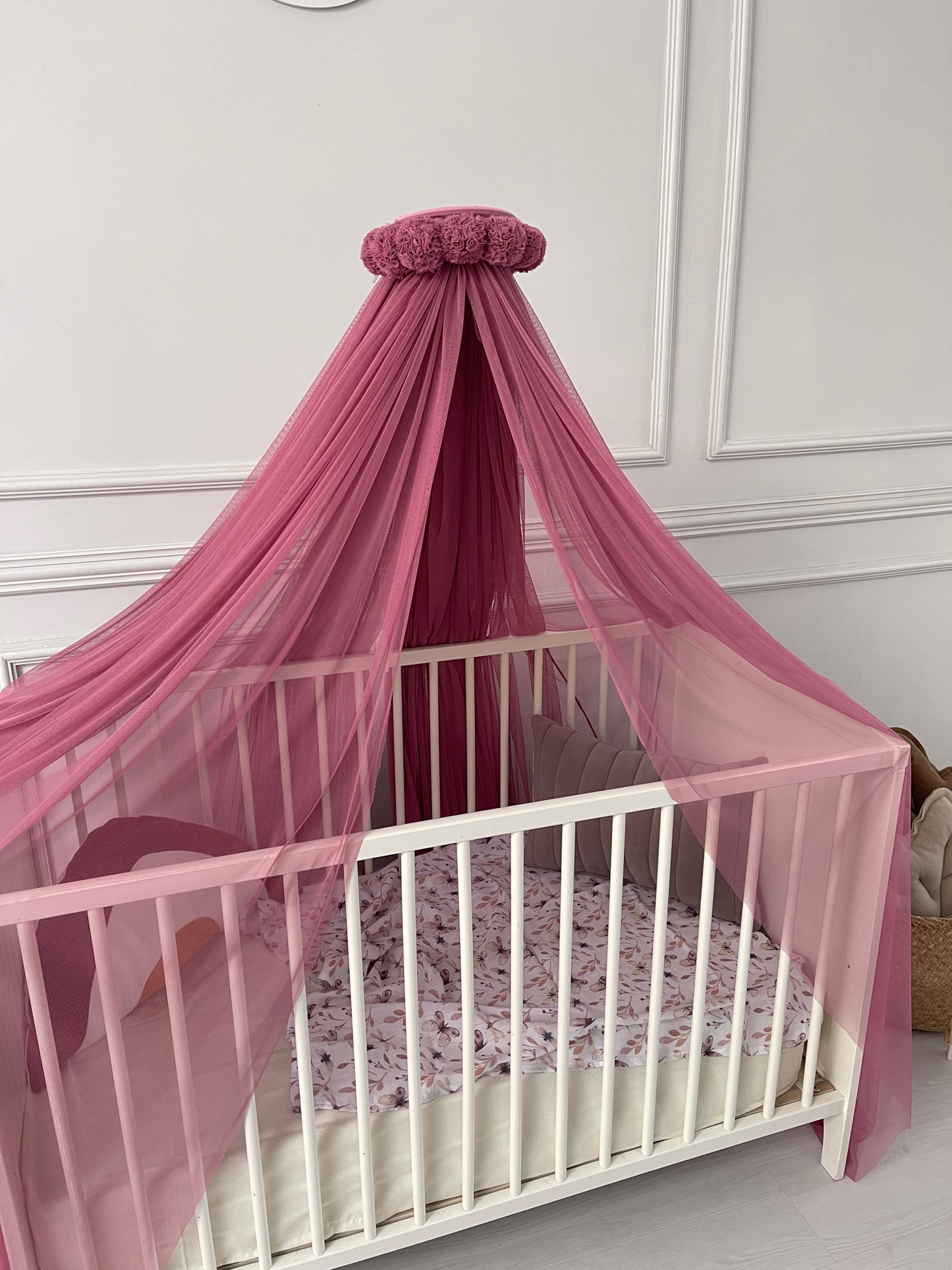 Bed canopy dark old pink with pompom wreath