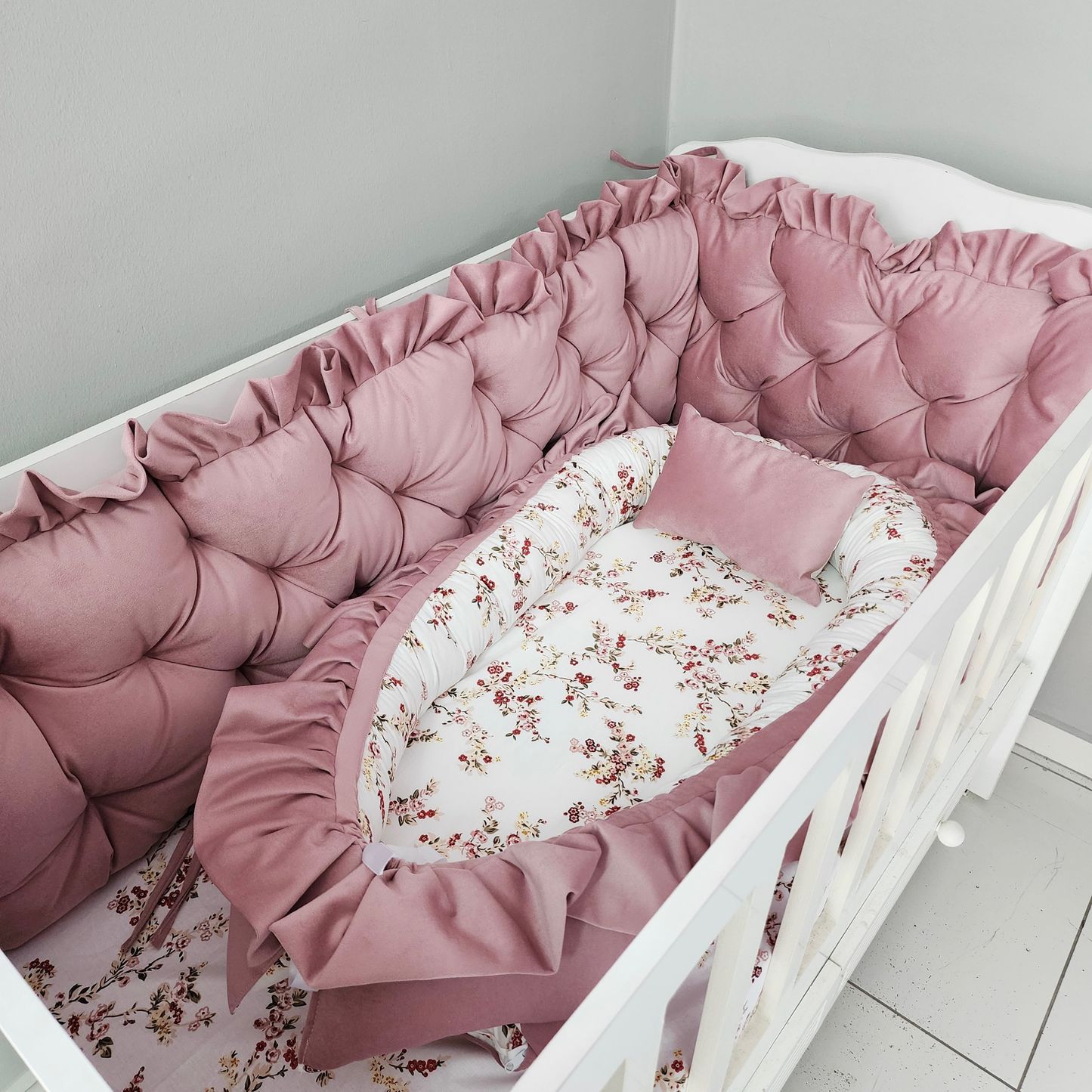 Velvet Baby Nest Old Pink Flowers