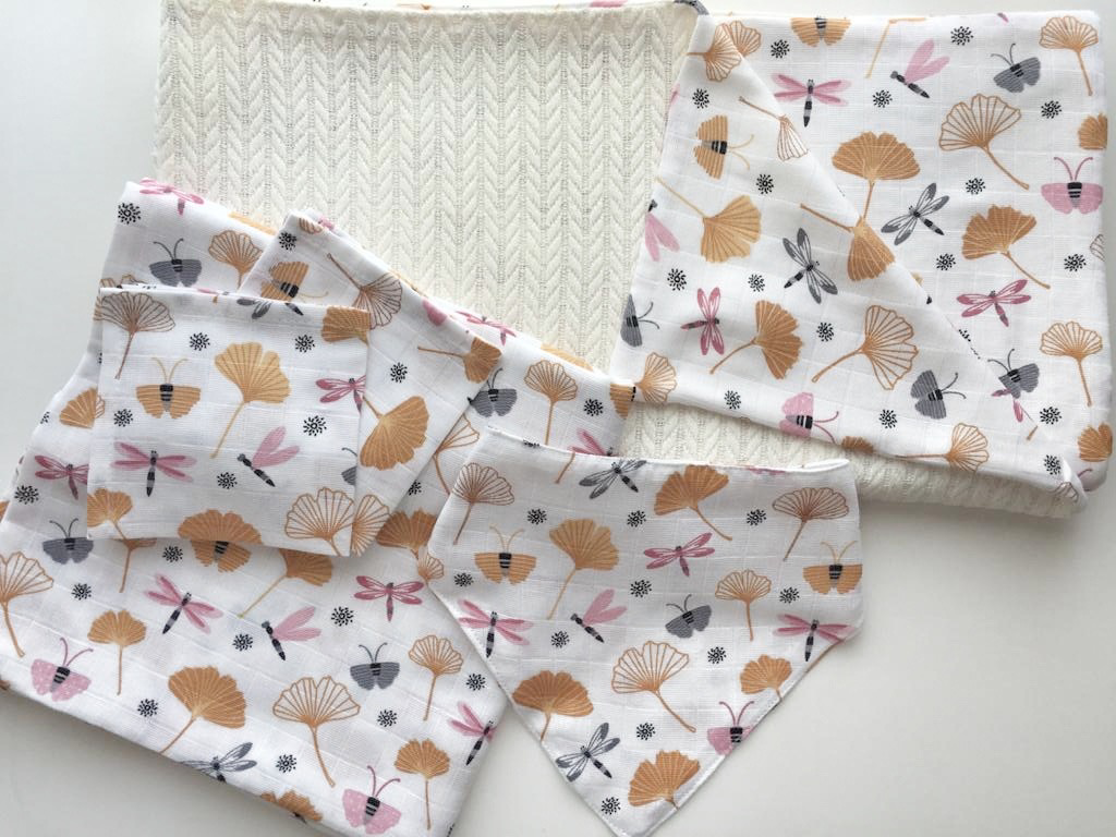 Muslin Newborn SparSet cream orange flowers