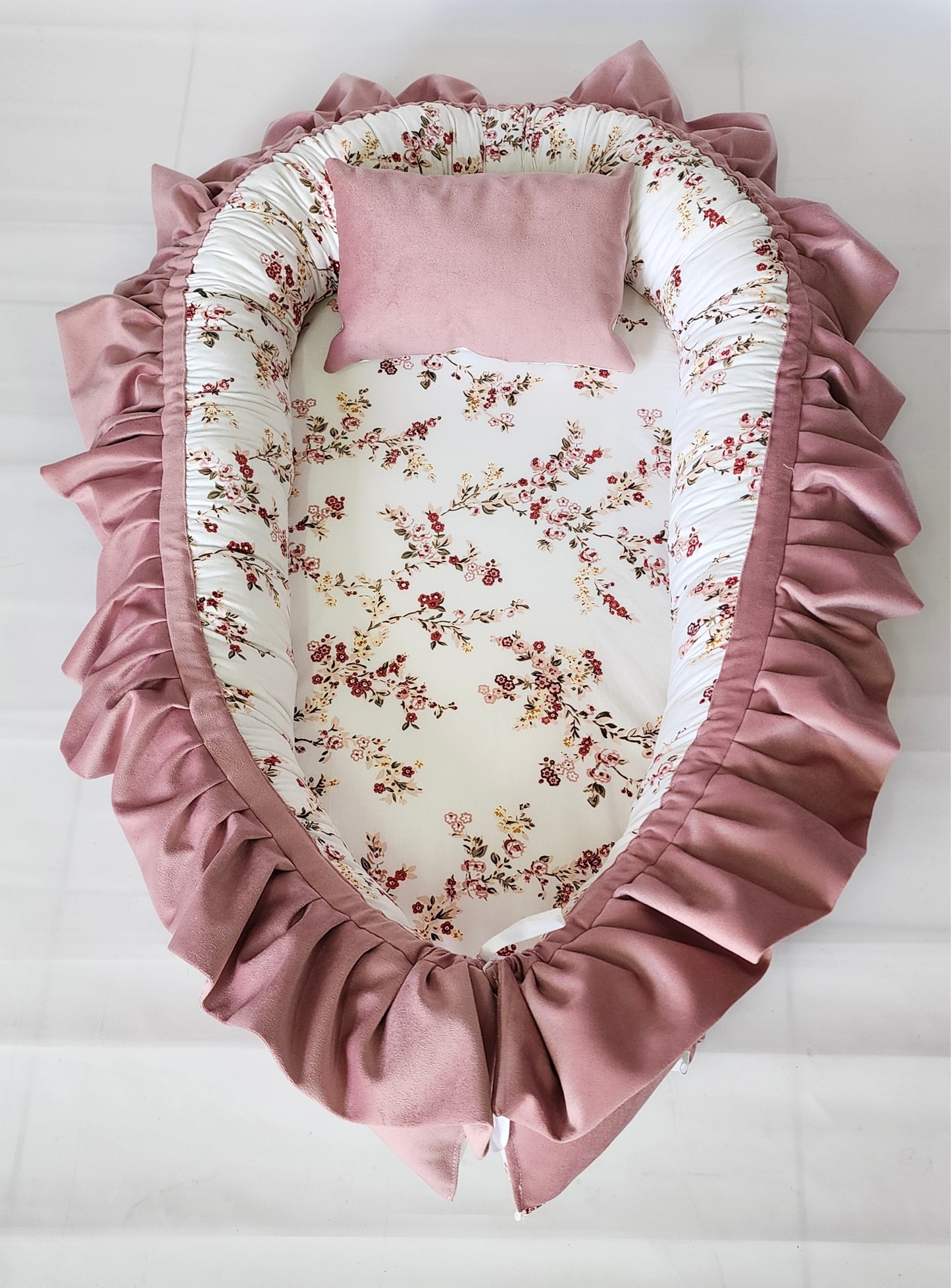 Velvet Baby Nest Old Pink Flowers