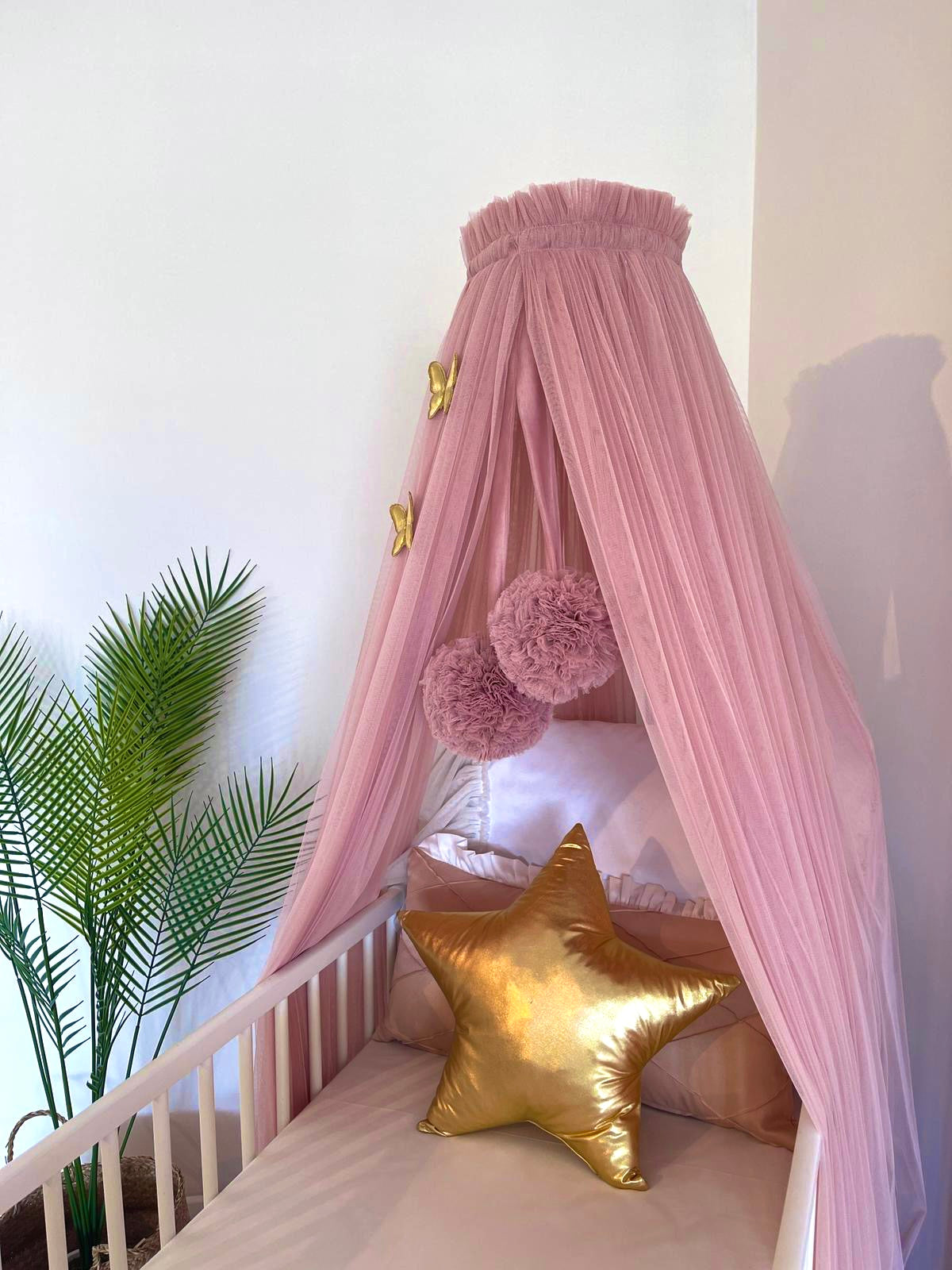 Bed canopy old pink with pompoms