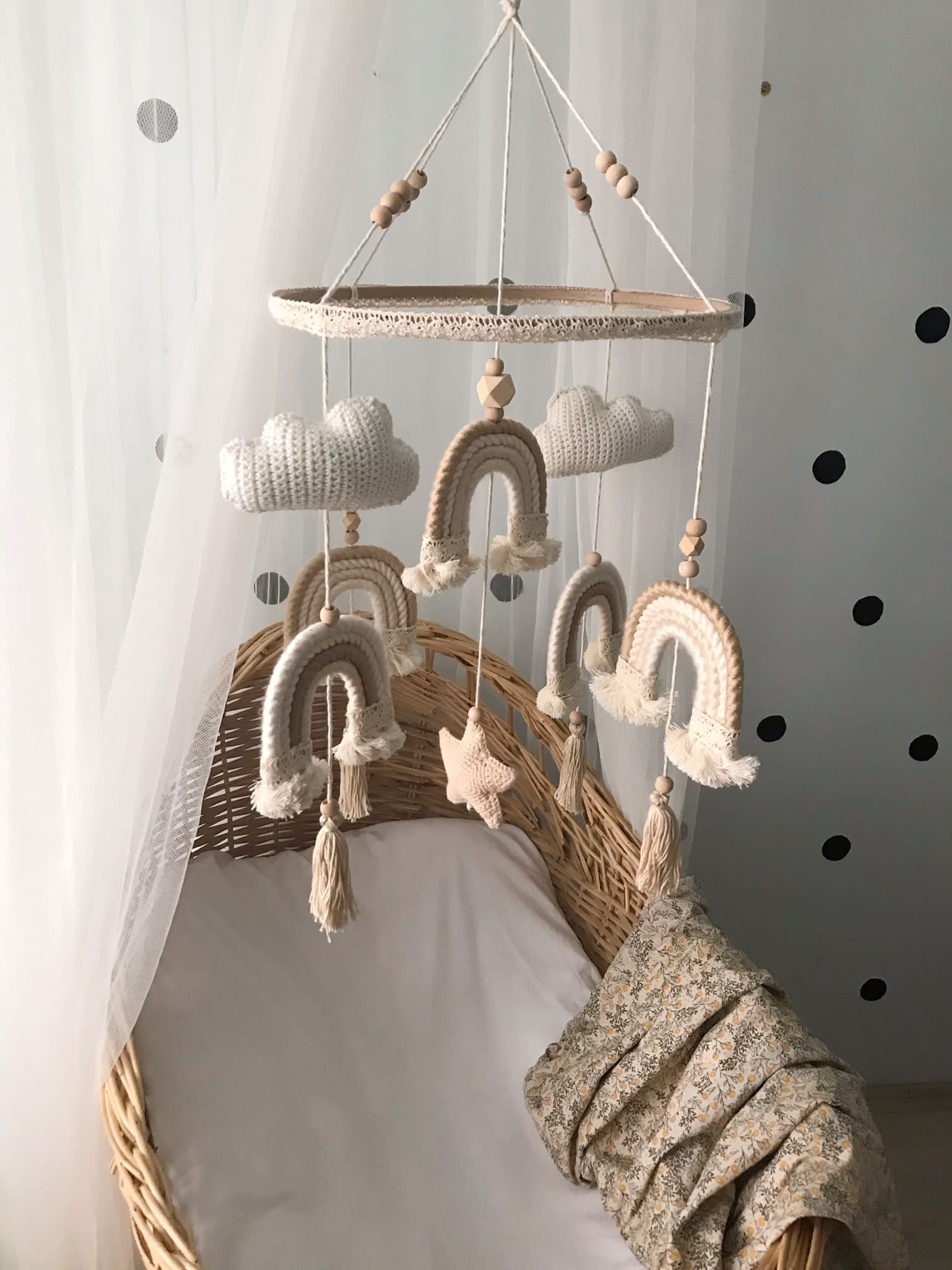 Macrame baby mobile beige white clouds