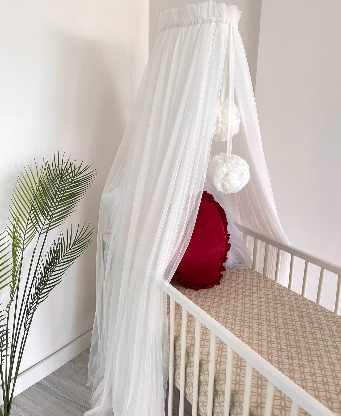 Bed canopy ecru/ white with pompoms