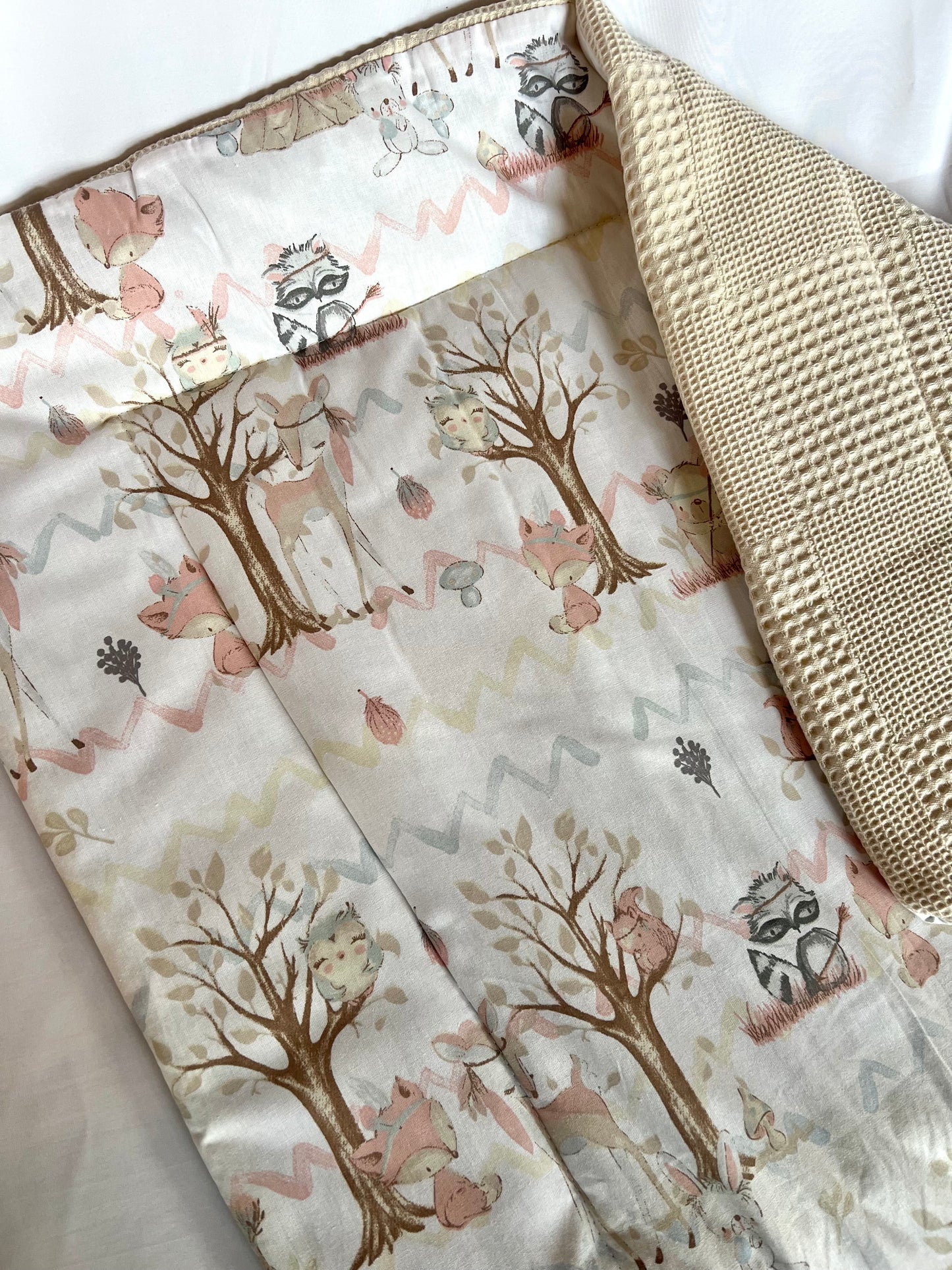 Lined baby blanket light beige forest friends
