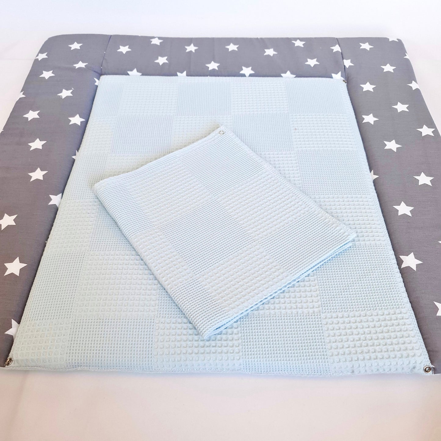 changing mat light blue stars