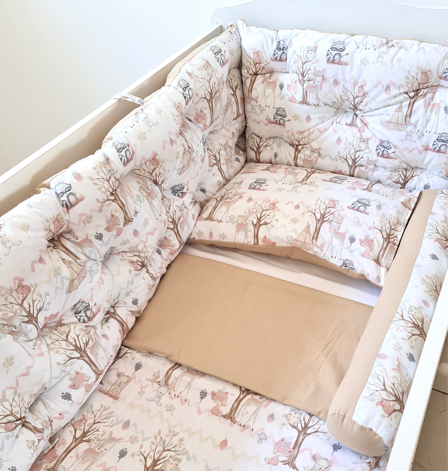 Bed border Boho forest animals, bed linen
