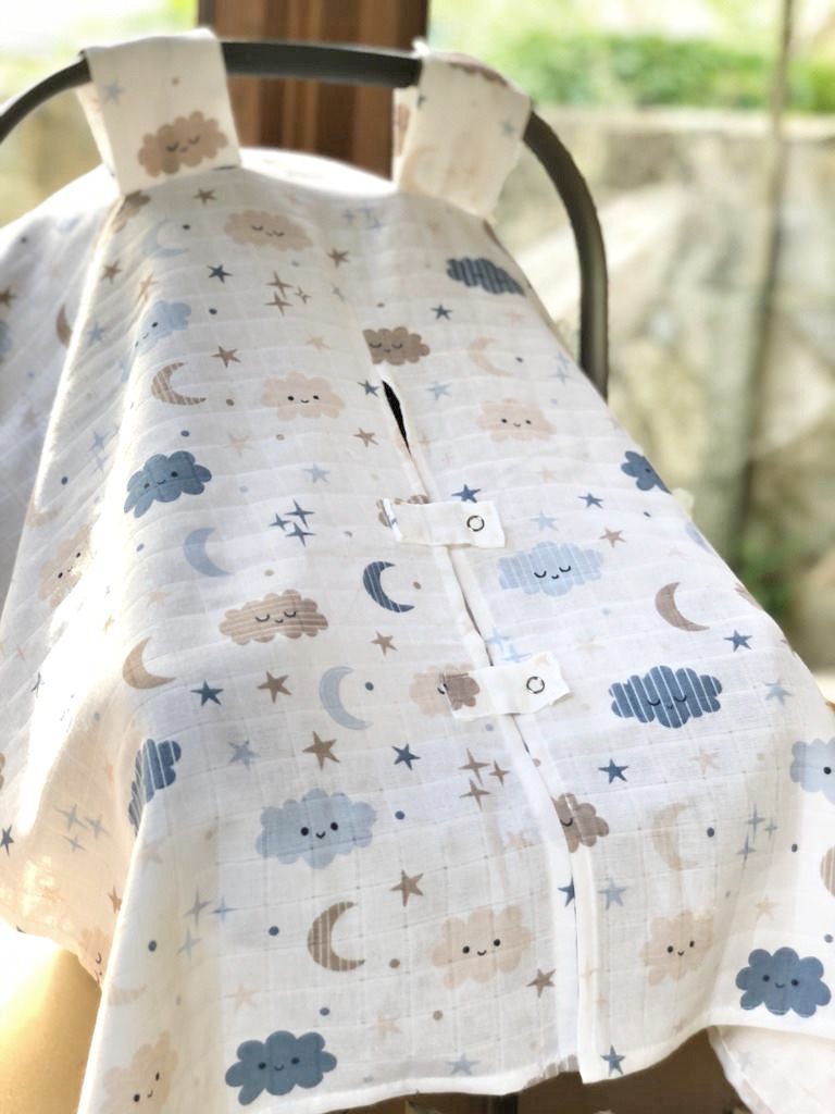 Babyschalen Set blaue Wolken