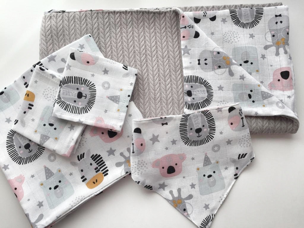 Muslin Newborn Savings Set grey animals