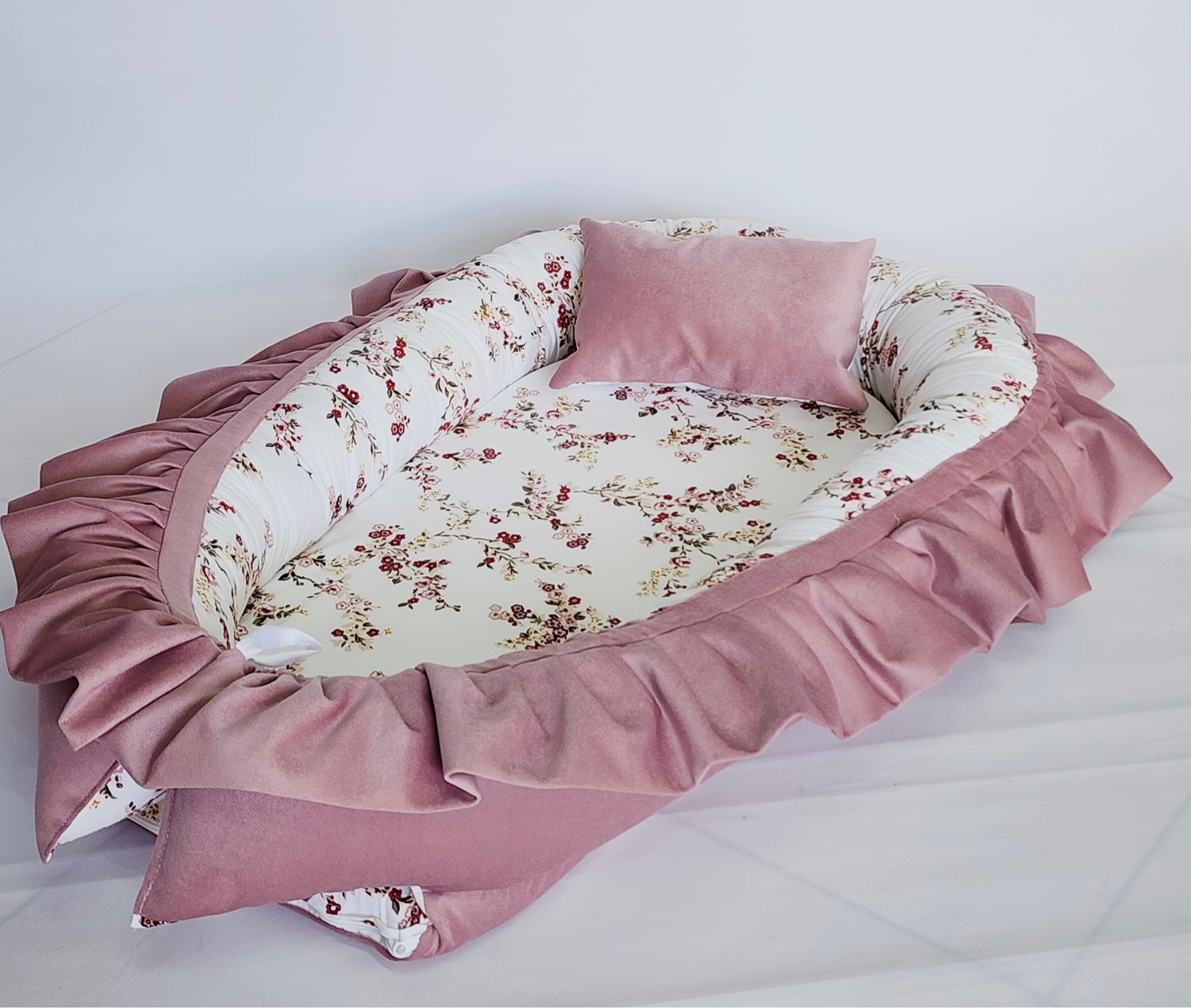 Velvet Baby Nest Old Pink Flowers