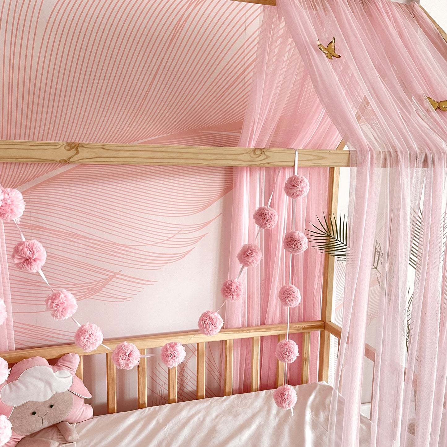 house bed - sky pink