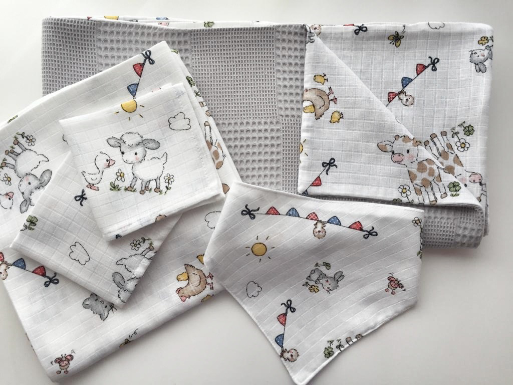 Muslin Newborn SparSet grey farm