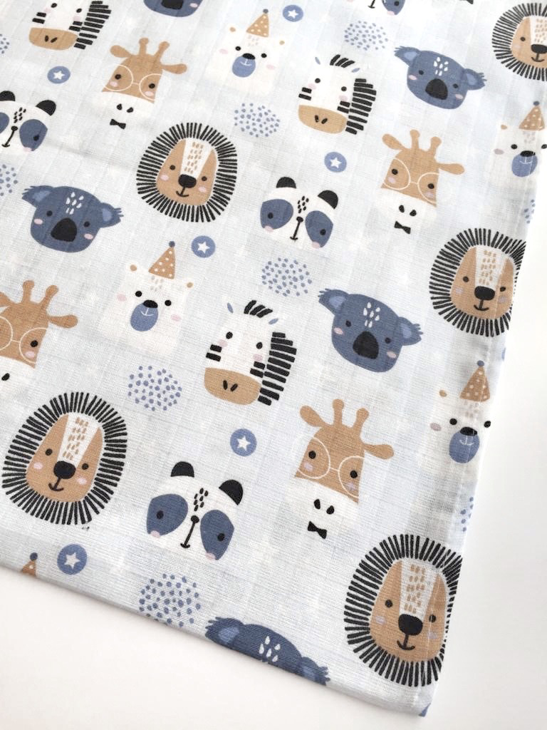 XL muslin cloth light blue lions