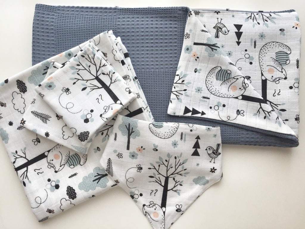 Muslin Newborn SparSet dark blue bears