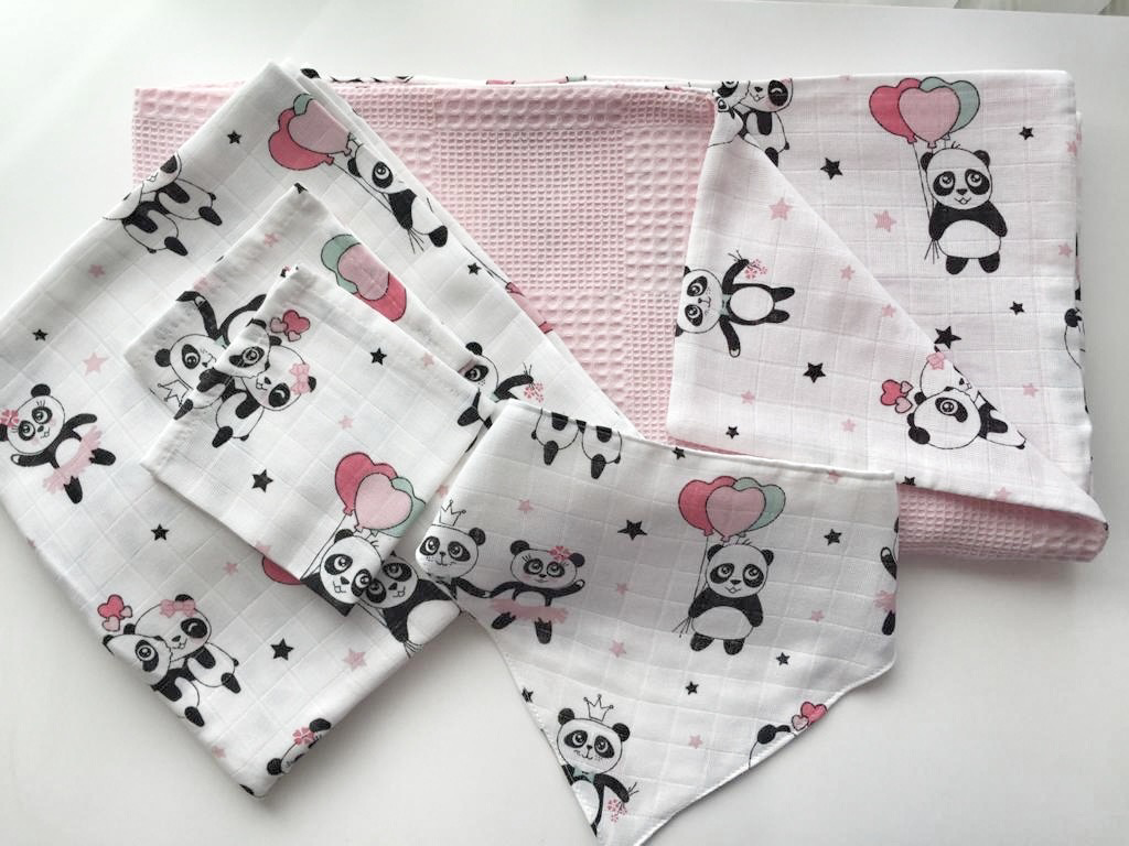 Muslin Newborn Savings Set Pink Pandas