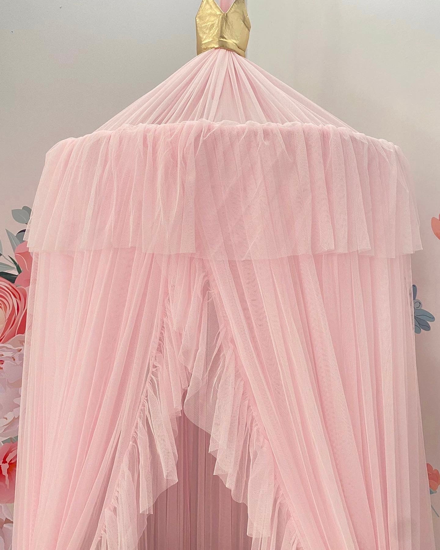 canopy pink with ruffles 