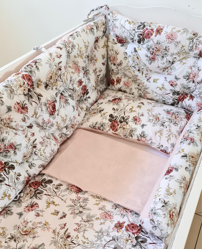 Bed border powder pink roses, bed linen