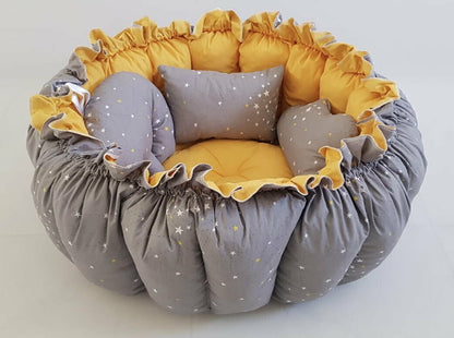 SET 2in1 play mat / baby nest yellow / grey Milky Way with nursing pillow