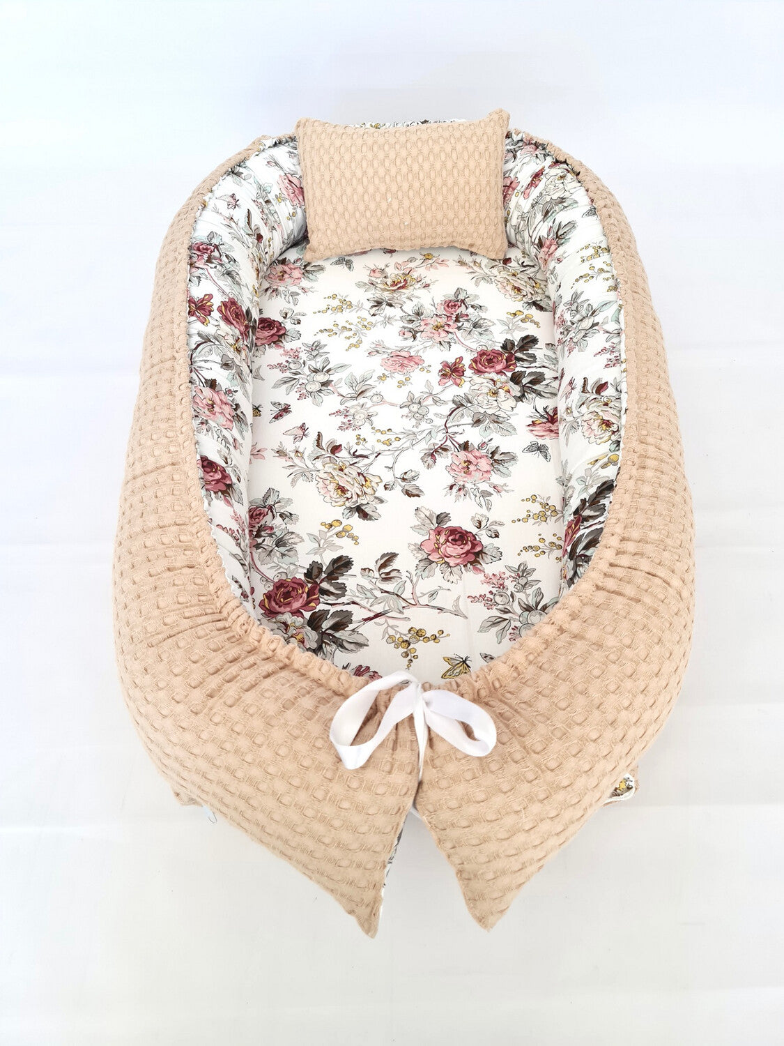 Babynestchen Beige Rosen