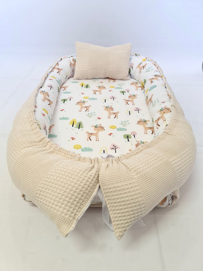 Baby nest light beige deer 