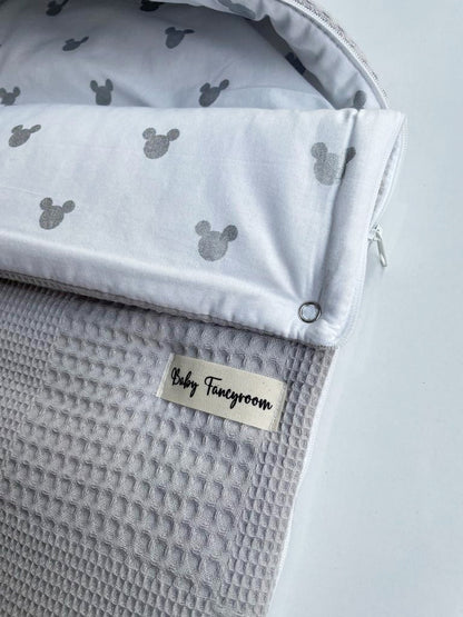 2in1 Einschlagdecke für Babyschale / Baby Schlafsack graue Mäuse