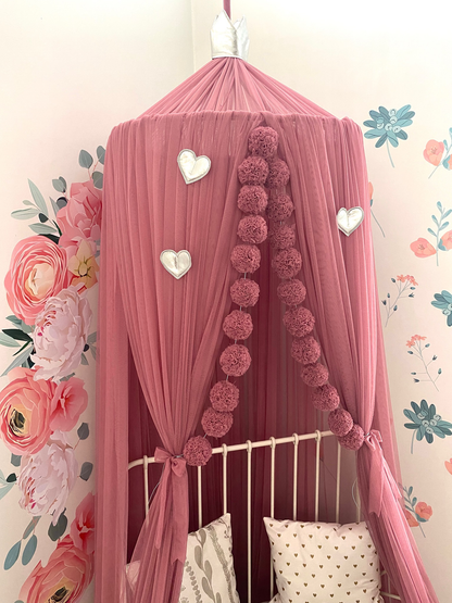 Pompom garland