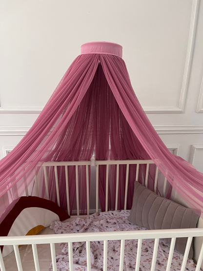 Bed canopy dark old pink with pompom wreath