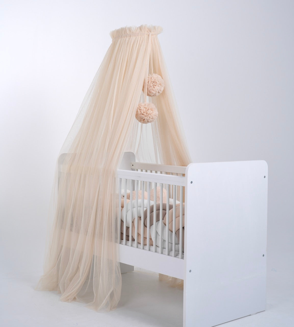 Betthimmel hellbeige mit Bommeln