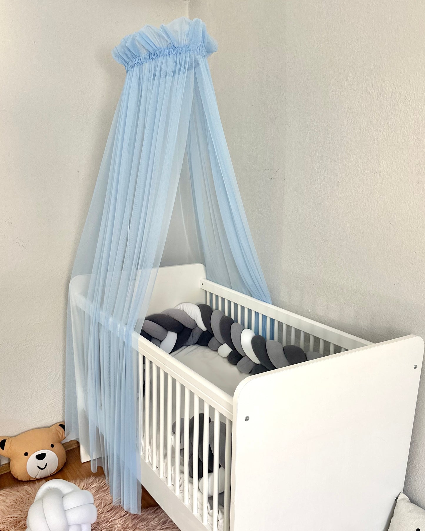 Baby Fancyroom Betthimmel für Babybett 300x180 cm – feiner Tüll, handgefertigt, eleganter Volant, Blau