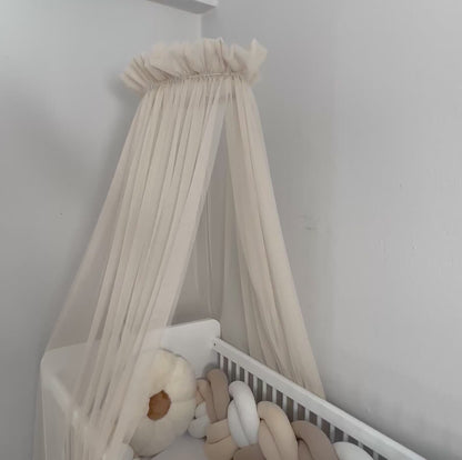 Baby Fancyroom Betthimmel für Babybett 300x180 cm – feiner Tüll, handgefertigt, eleganter Volant, beige